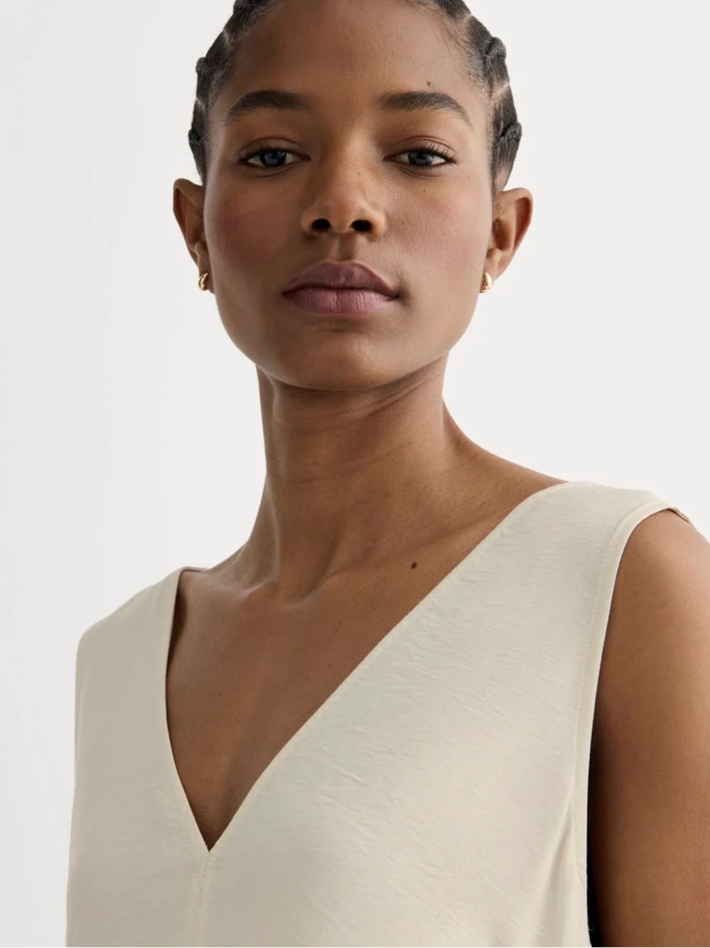 Everlane THE V-NECK DRESS IN SOFTLUXE Sandshell Cream NWT 0 - Picture 6 of 14